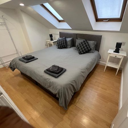 Cosy Penthouse Suite Happily Sleeps Up To Five 哈利法克斯 外观 照片