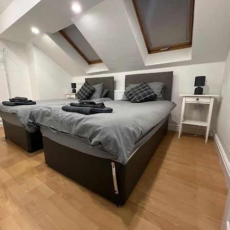 Cosy Penthouse Suite Happily Sleeps Up To Five 哈利法克斯 外观 照片